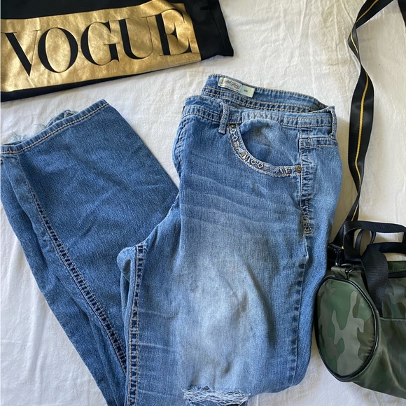 Dark wash Faded Glory Pants Womens 20W Denim Boyfriend Distressed Comfy Slim - Picture 2 of 7